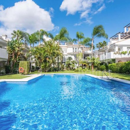 4 Bed House With Pool Walk To Puerto Banus Fast Internet Villa Марбеля Екстериор снимка