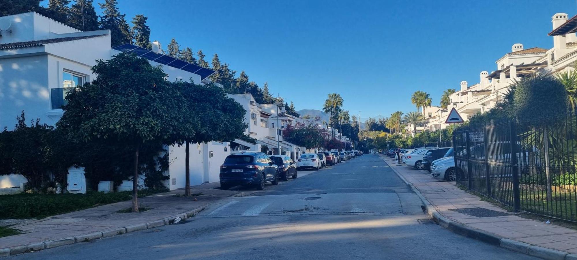 4 Bed House With Pool Walk To Puerto Banus Fast Internet Villa Марбеля Екстериор снимка