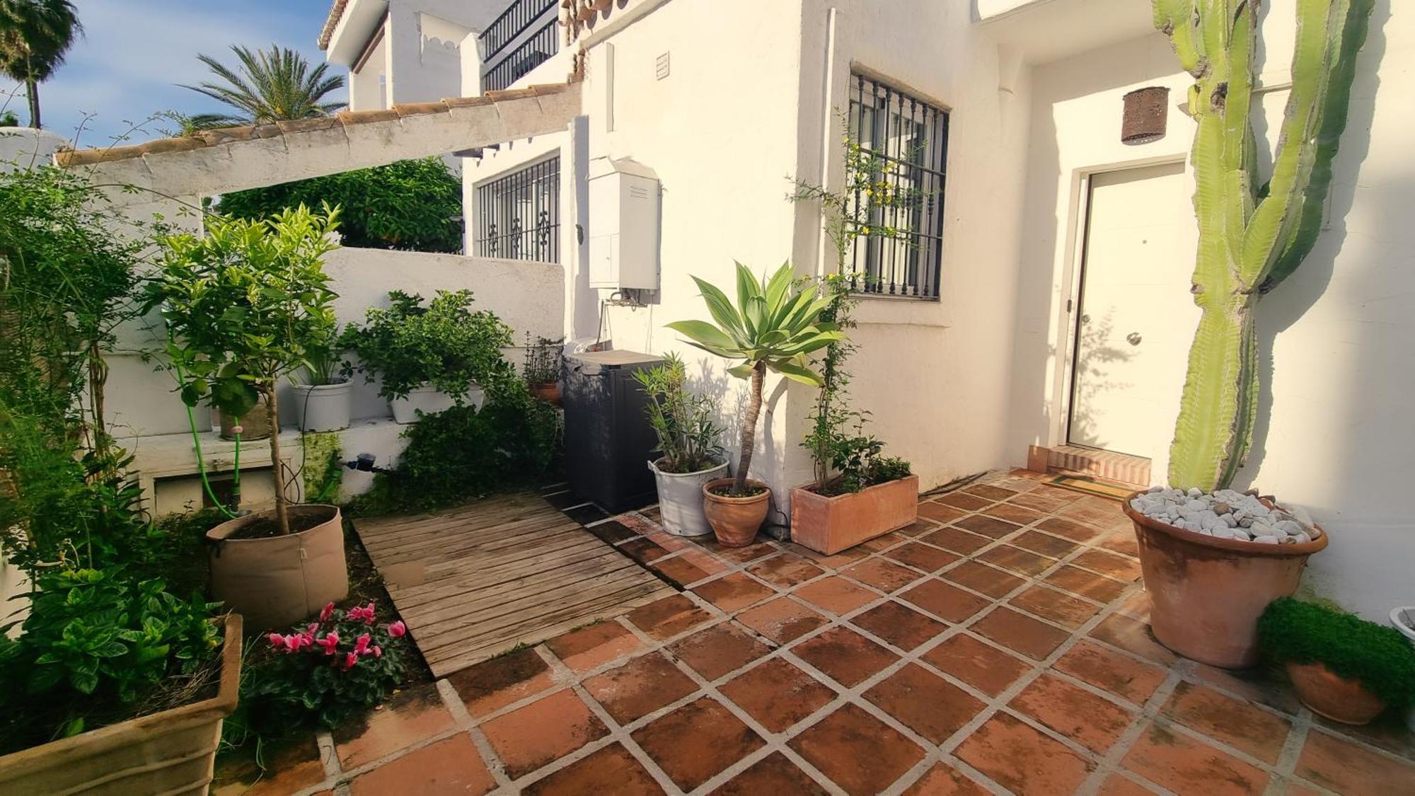 4 Bed House With Pool Walk To Puerto Banus Fast Internet Villa Марбеля Екстериор снимка
