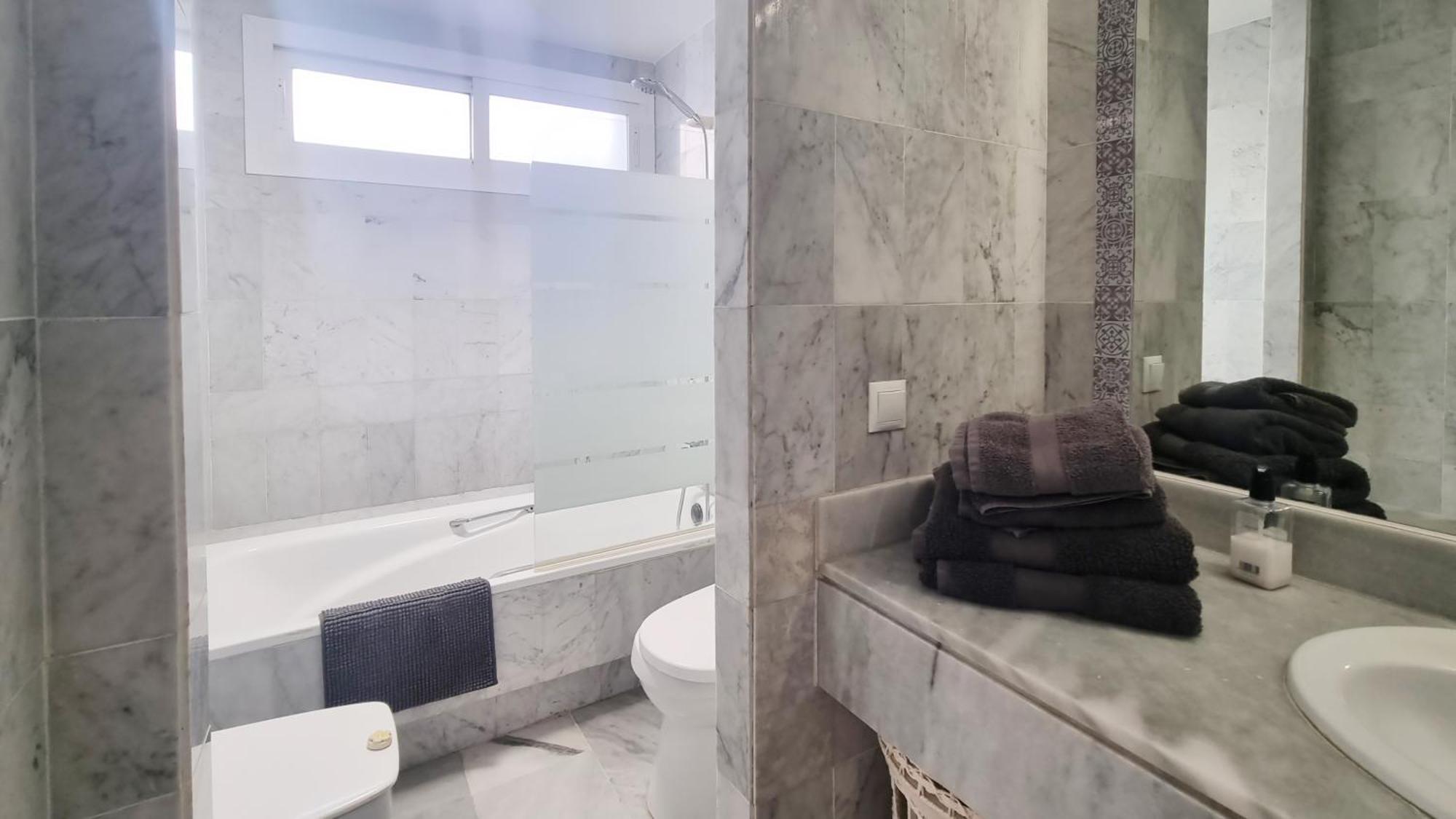 4 Bed House With Pool Walk To Puerto Banus Fast Internet Villa Марбеля Екстериор снимка
